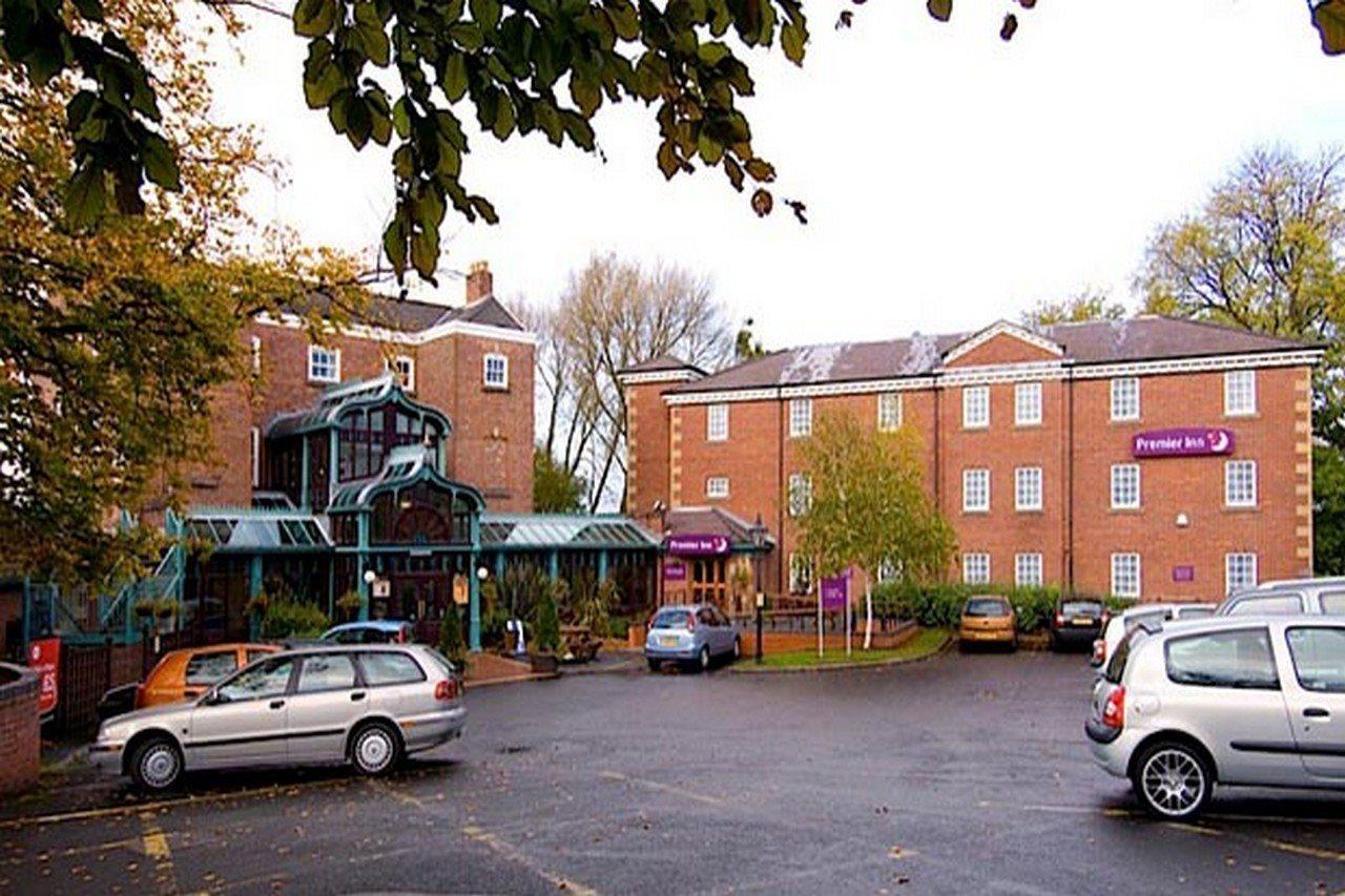 Premier Inn Premier Inn Stockport Central Buitenkant foto