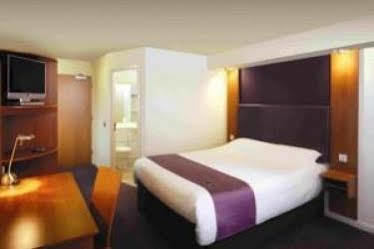 Premier Inn Premier Inn Stockport Central Buitenkant foto
